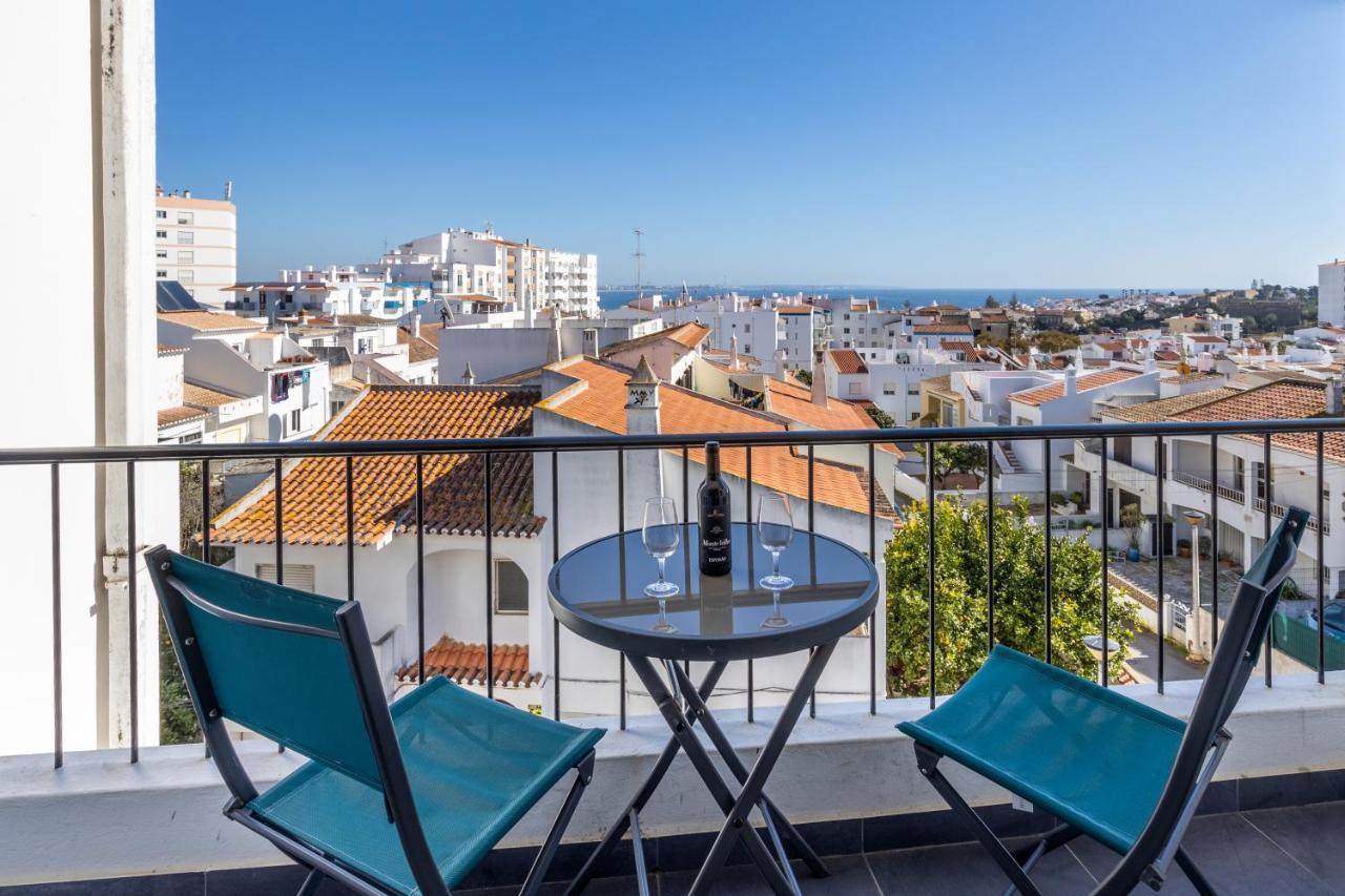 Stay On Top Apartments Лагуш Экстерьер фото