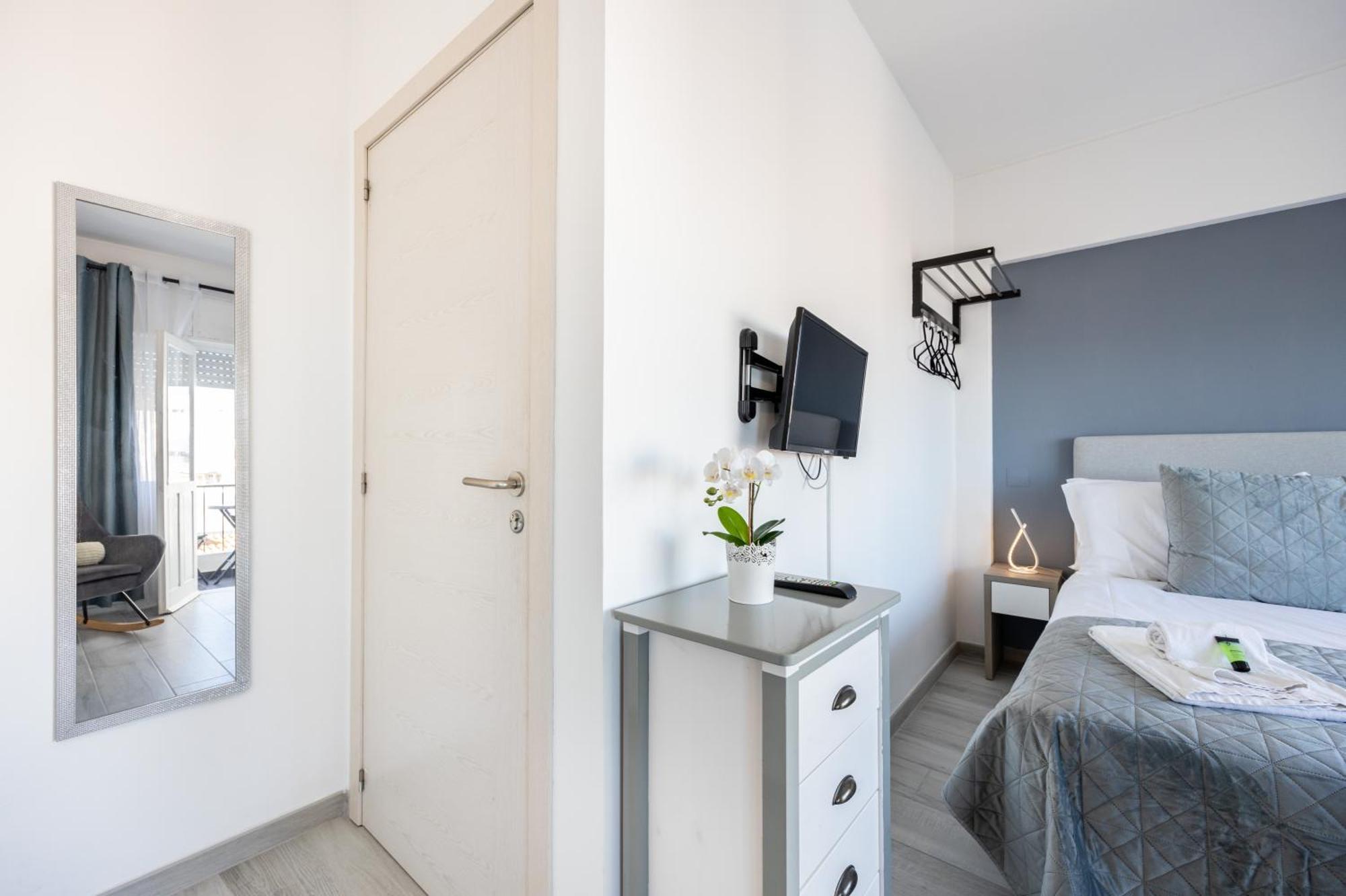 Stay On Top Apartments Лагуш Экстерьер фото